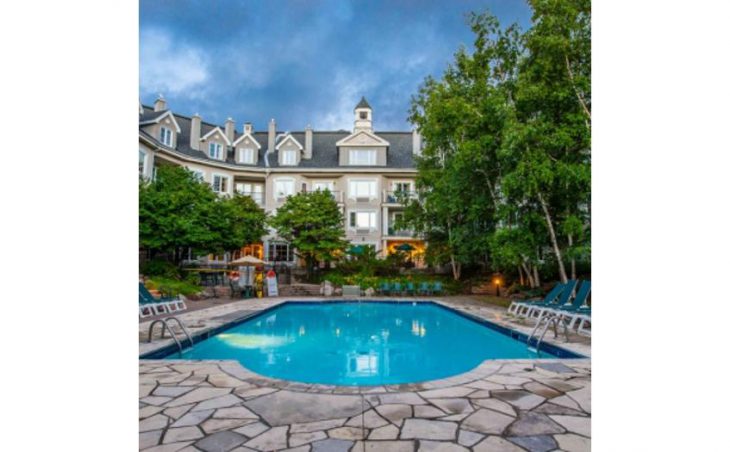 Holiday Inn Express & Suites in Tremblant , Canada image 2